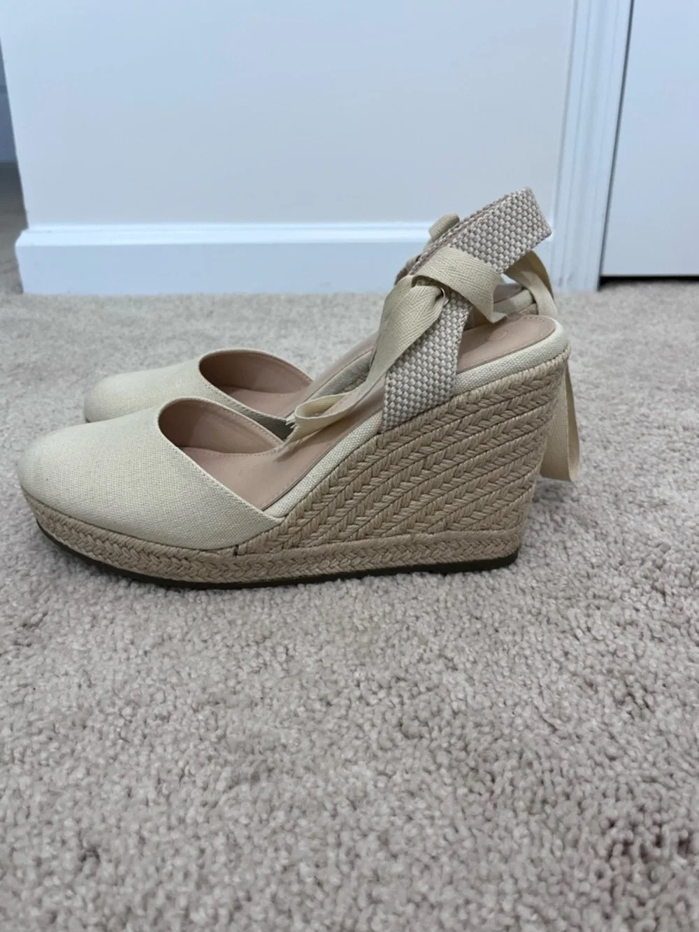 Espadrille Wedge Sandal in Light Beige Cream Tan with Ankle Tie Size: 10